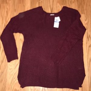 Ultra Flirt Chunky Cable Knit Sweater - Maroon